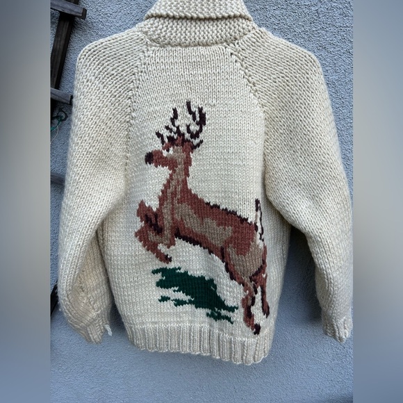 Vintage Cowichan Cardigan Sweater Womens Large 70s Handknit Chunky Wool Reindeer - Picture 1 of 14